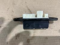 Кнопка багажника Тойота RAV4 50 XA50 2018-2023 OEM 84710-0R040