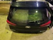 Крышка багажника Hyundai Tucson TL (OEM 73700-D3090) вид снаружи