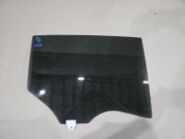 Стекло двери заднее правое Mazda 3 BM 2013-2019 B44-67-610C общий вид