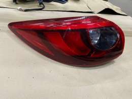 Фонарь в крыло Mazda CX-5 1 2015-2017 задний левый OEM K070-51-160C общий вид для сайта