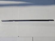 Бархотка задняя правая Infiniti Q50 V37 82820-4GA0B общий вид