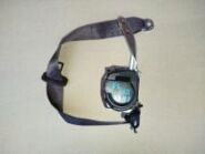 Правый задний ремень безопасности Lexus RX 4 OEM 73360-48230-E1 крупным планом