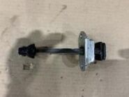 Ограничитель передней левой двери Toyota Corolla E210 68610-02B50 на авторазборе