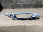 Шторка безопасности Toyota RAV4 40 (XA40) правая 73940-0R020 крупным планом без упаковки