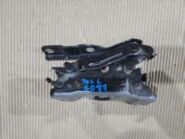 Левая петля капота Hyundai Tucson TL OEM 79210-D3000