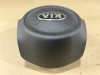 Подушка водителя Kia Stinger J5 OEM 95910-J5000 — мягкость материала без следов просадки