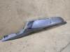 Оригинальная накладка крышки багажника Mitsubishi Outlander 3 GF 2012-2022 OEM 8330A440 общий вид спереди