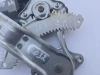 Левый стеклоподъемник Nissan Juke F15 OEM 82721-1KA0B вид сбоку