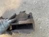 Передний суппорт тормозной Toyota Camry 70 XV70 2017-2023 (OEM 47730-06020)