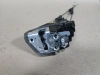 Детальный снимок замка двери зад лев Toyota Corolla E210 69060-02B71